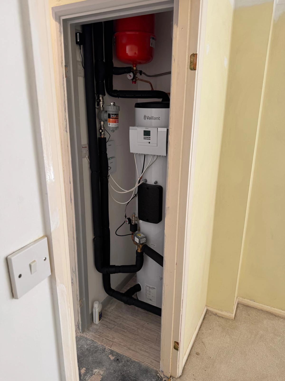 Hot water tank installation project
